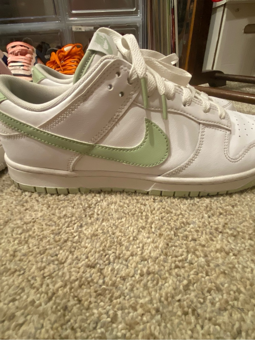 Nike Dunk Men’s White Low-Top Sneakers with Honeydew Logo and Accents - Picture 7 of 13